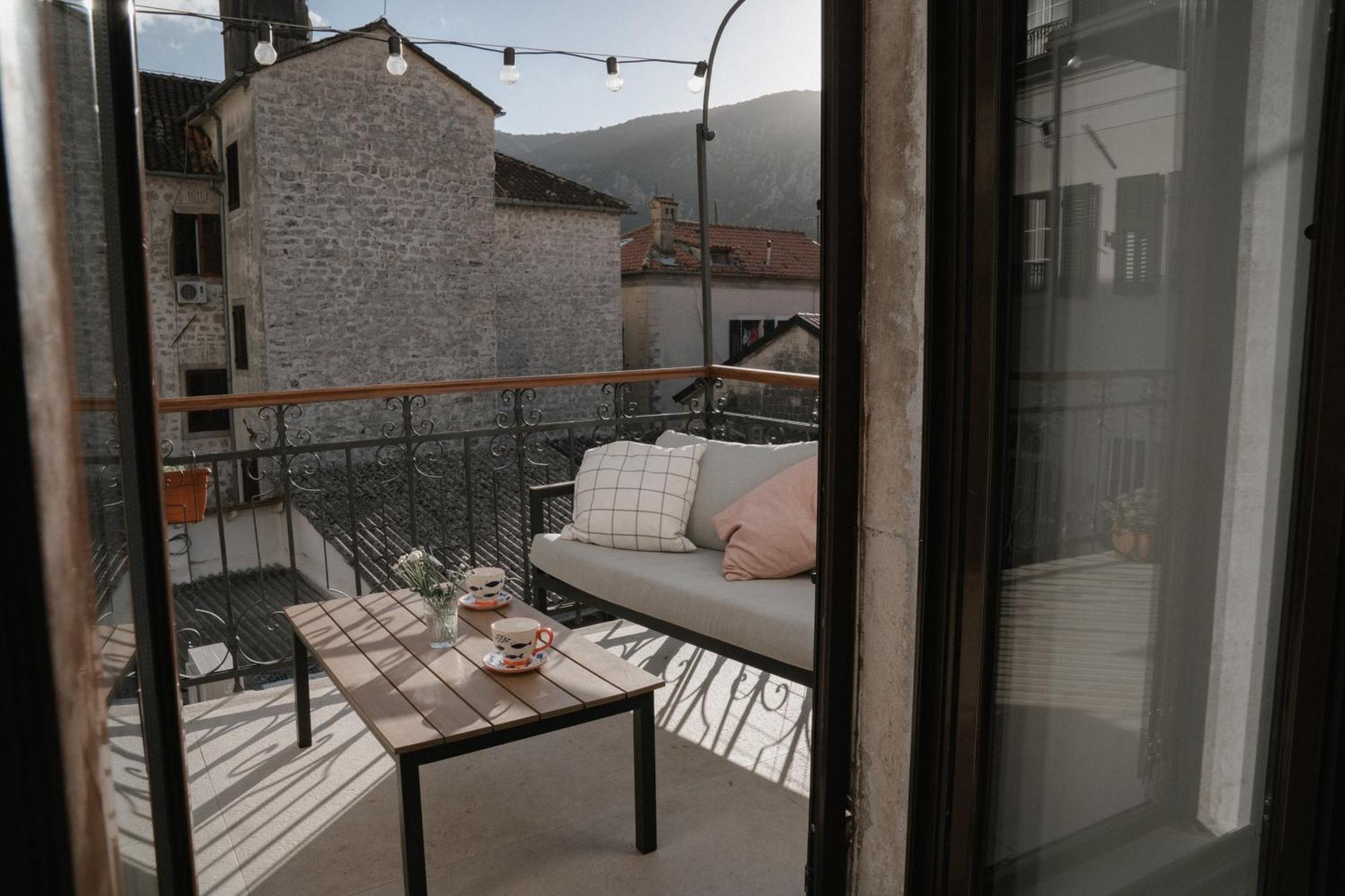 Ferienwohnung Nest 382 Kotor Exterior foto